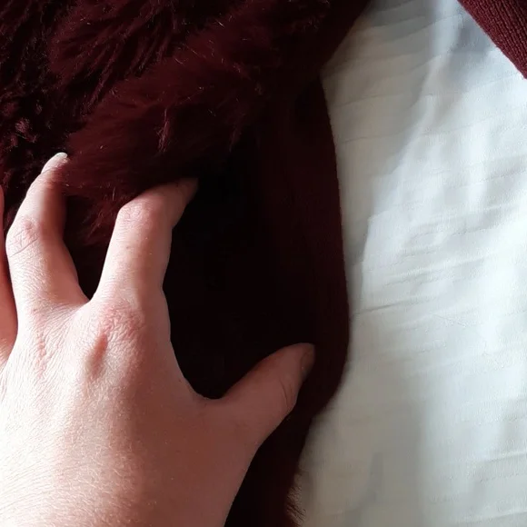 Wine color faux fur open front sweater - Picture 7 of 9